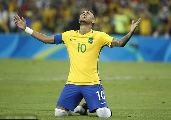 有偏见？路易斯·迪亚斯赛季21场12球7助，身价却没上涨（被低估？路易斯-迪亚斯本季21场12球7助，转会身价仍未上涨）