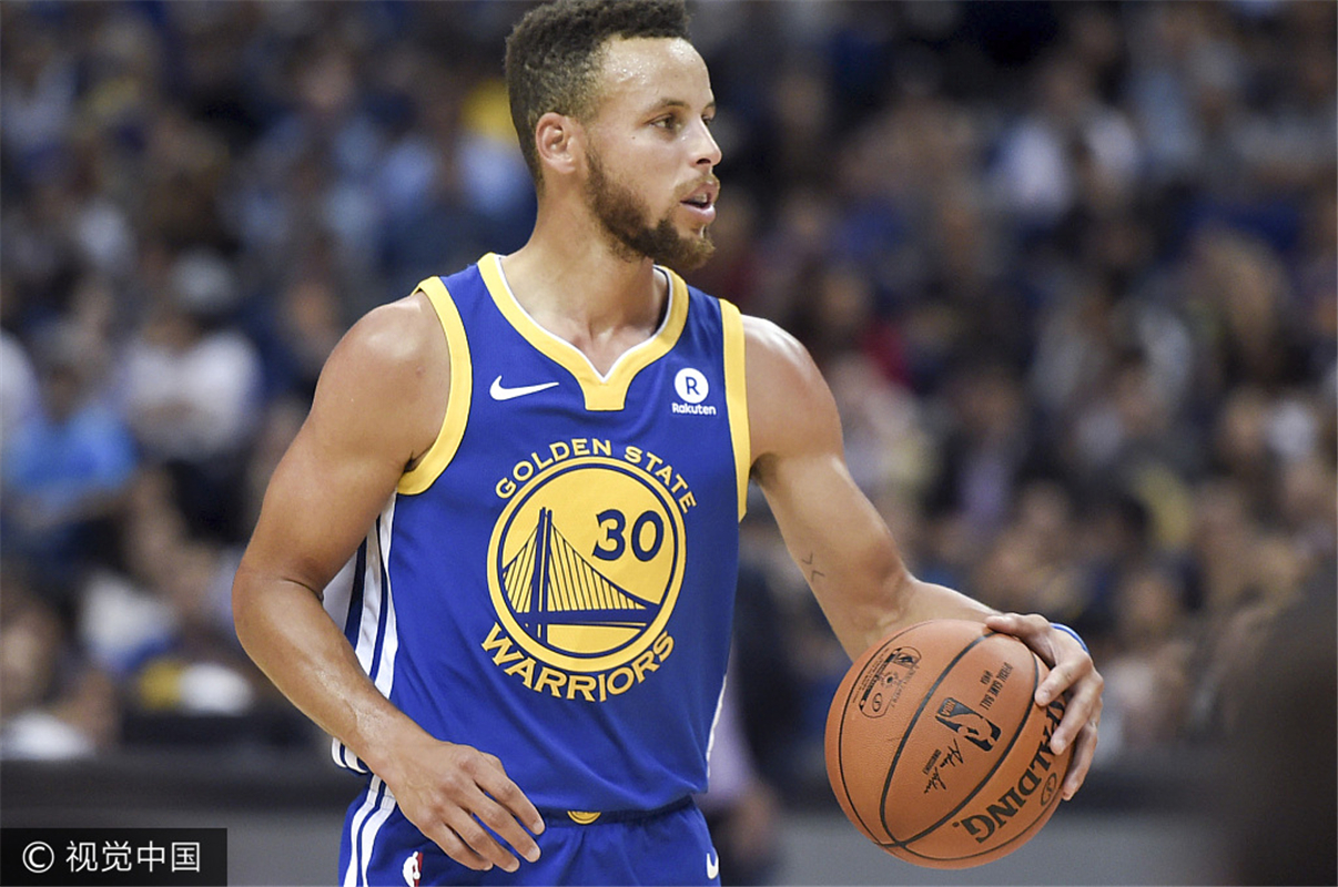 海因策执教阿森纳全情投入训练比赛（海因策挂帅阿森纳，全身心投入训练与比赛）