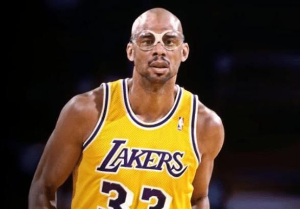 海登海姆2-1逆转弗赖堡，席默尔、迈因卡破门（海登海姆2比1逆转弗赖堡：席默尔、迈因卡相继建功）