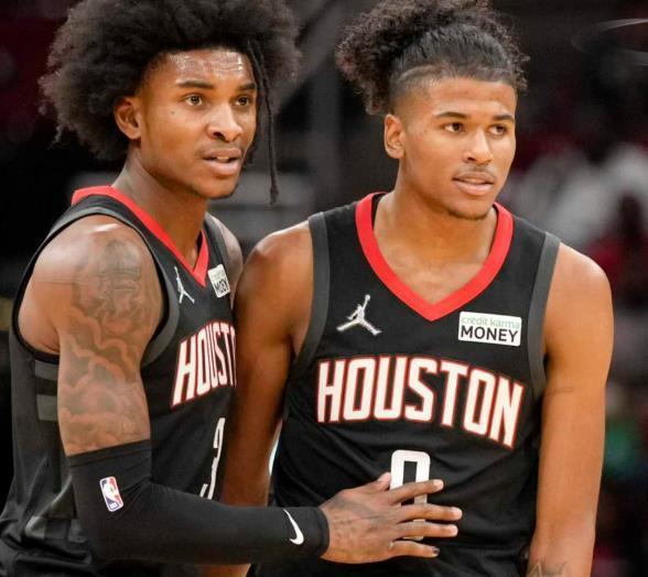 西甲第16轮观赛指南：阿隆索迎帅位保卫战；巴萨盼拉开差距（西甲第16轮观赛前瞻：阿隆索面临帅位保卫战，巴萨力争扩大差距）