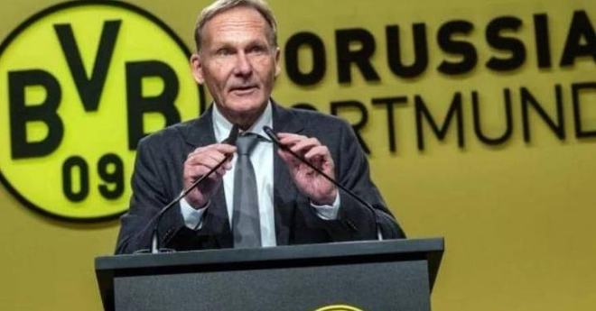 一点手感都没得！王岚嵚5投全铁&三分2中0一分未得 仅拿4助（手感冰冷！王岚嵚5投0中、三分2投皆失，零分仅送4次助攻）